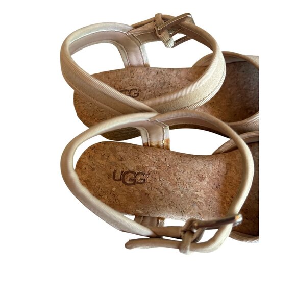UGG Beige Suede Wedge Sandals Adjustable Buckle Closure Size 7 Classic - Picture 7 of 8